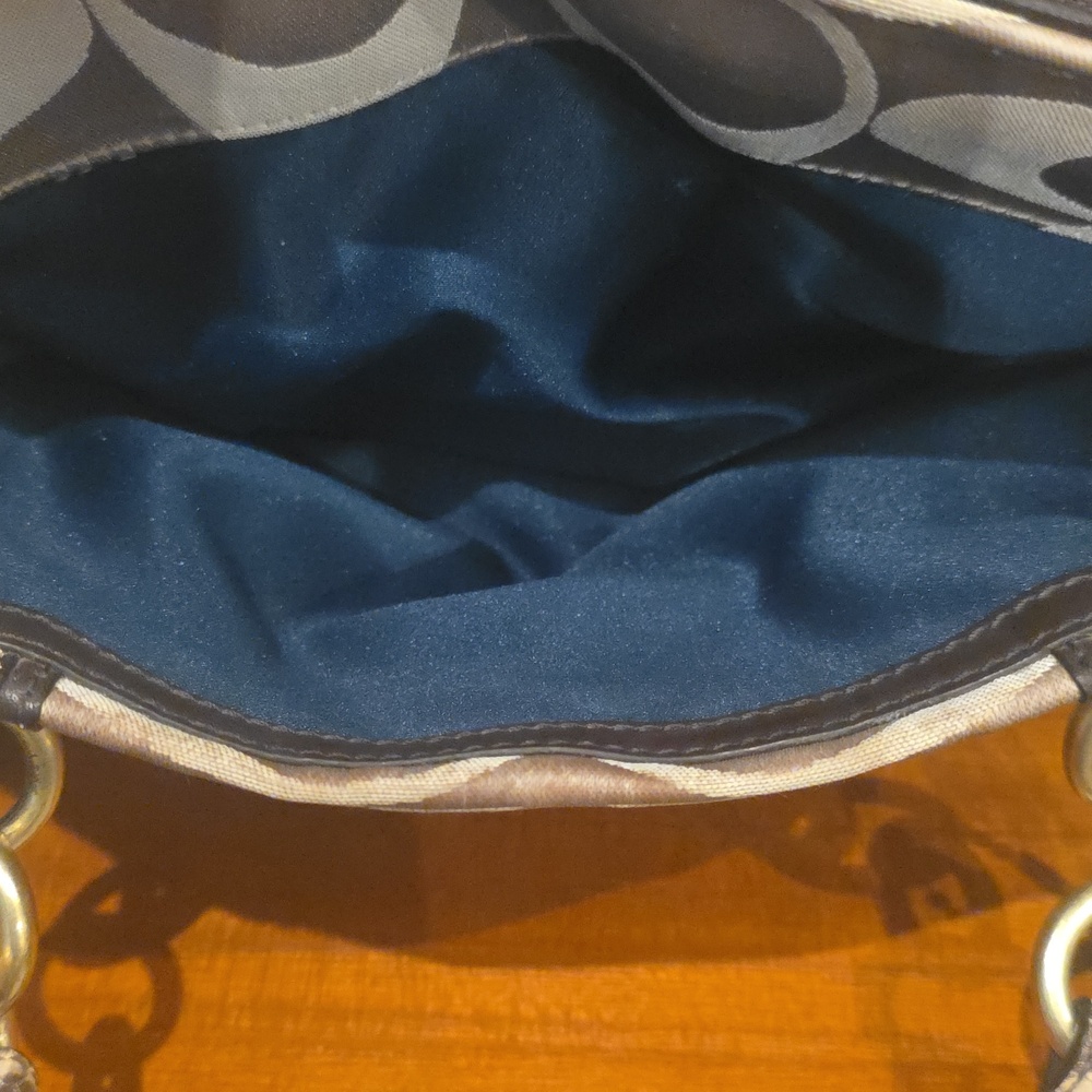 Coach Collette Snake Embossed Carry All - Picture 13 of 14